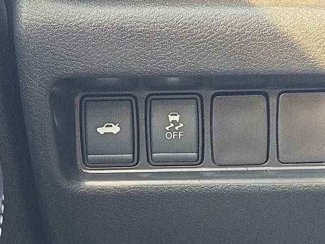 Used 2017 Nissan Maxima 3.5 SV FWD image 30