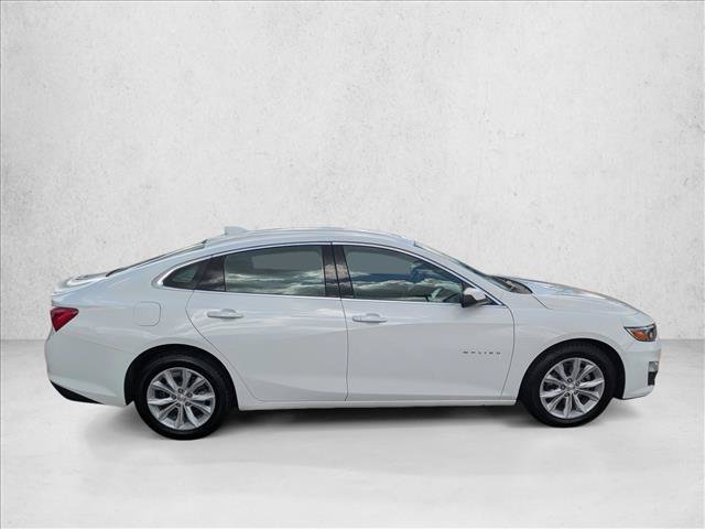 Used 2025 Chevrolet Malibu LT FWD image 4