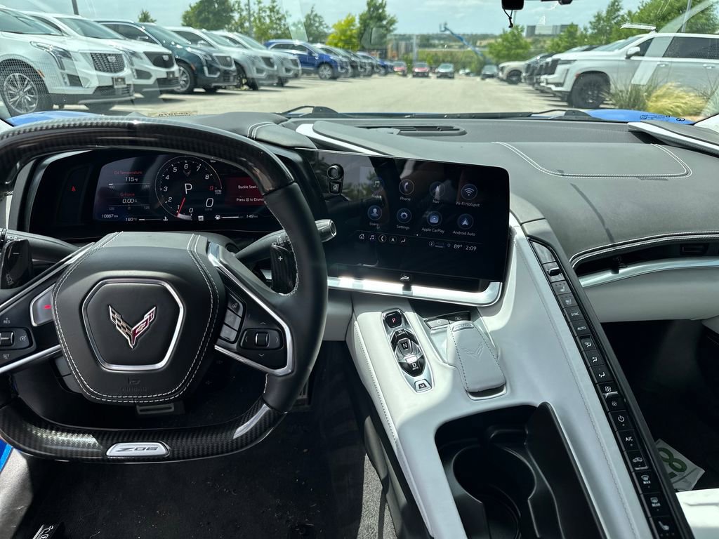 Used 2023 Chevrolet Corvette Z06 RWD image 32
