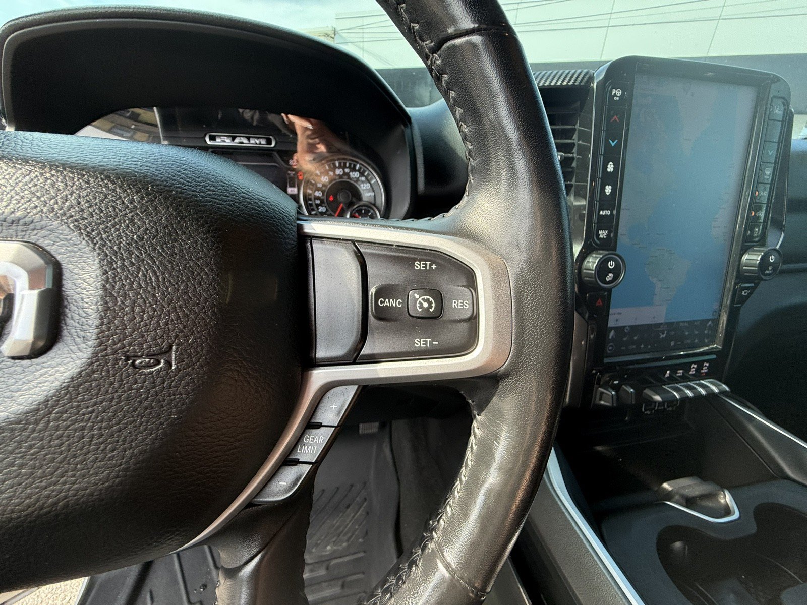 Used 2020 RAM 1500 Big Horn AWD/4WD image 18