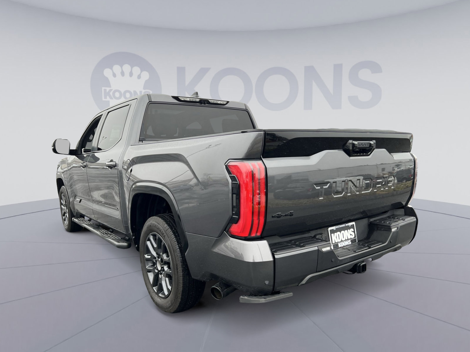 Used 2024 Toyota Tundra Platinum image 4