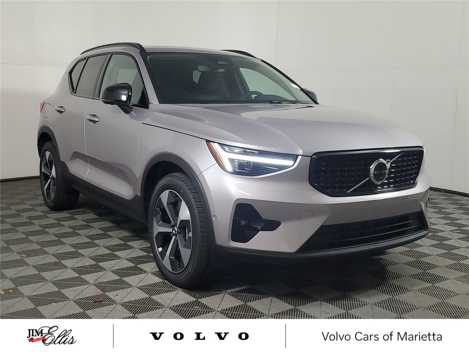 New 2026 Volvo XC40 B5 Plus w/ Protection Package Premier