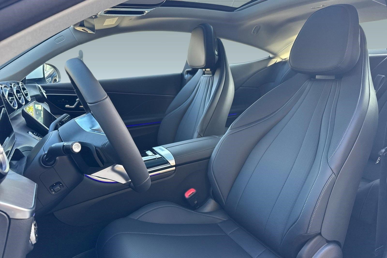 New 2026 Mercedes-Benz CLE 300 4MATIC Coupe image 5