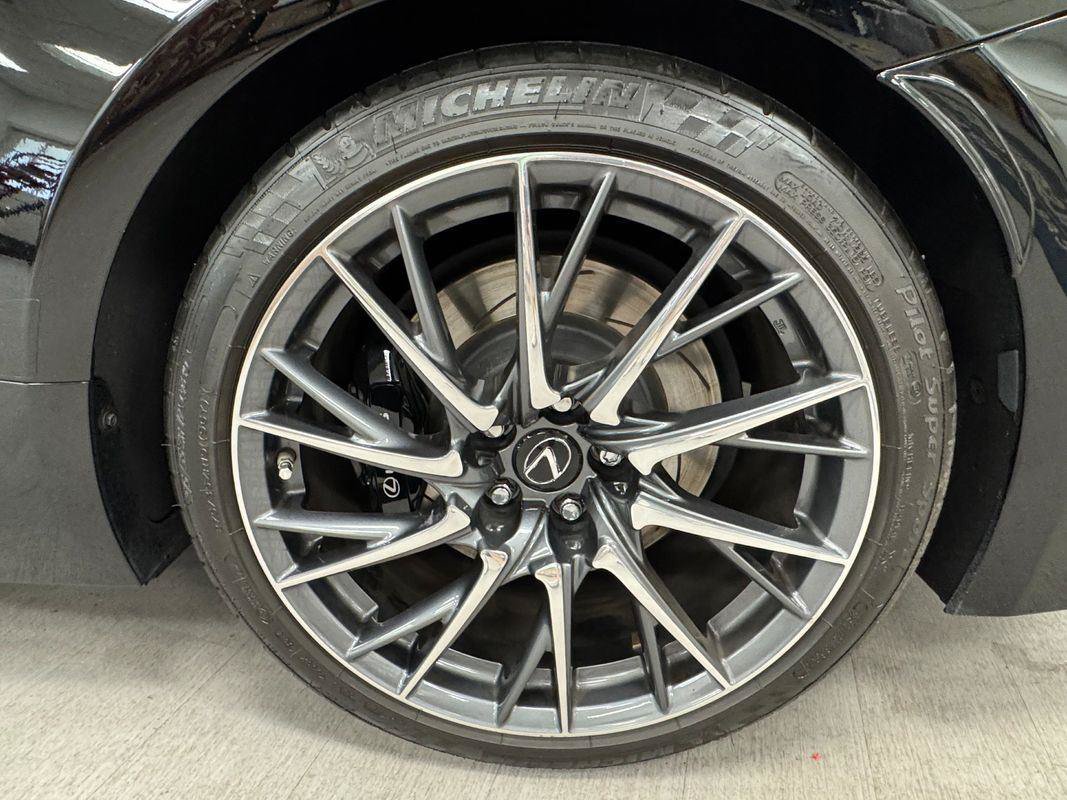 Used 2015 Lexus RC F w/ Premium Package RWD image 30