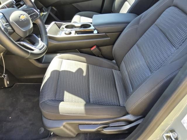 Used 2026 Chevrolet Equinox LT FWD image 6