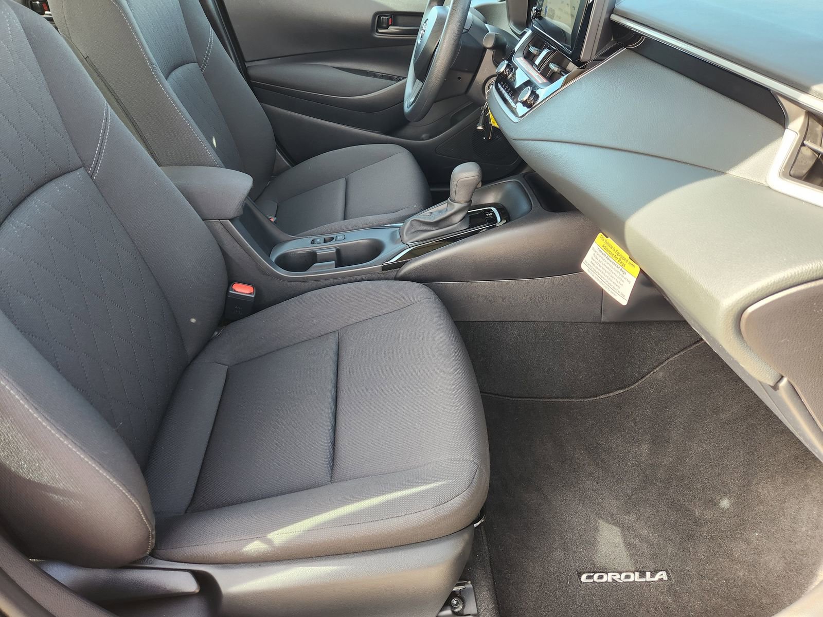 Used 2026 Toyota Corolla LE image 17