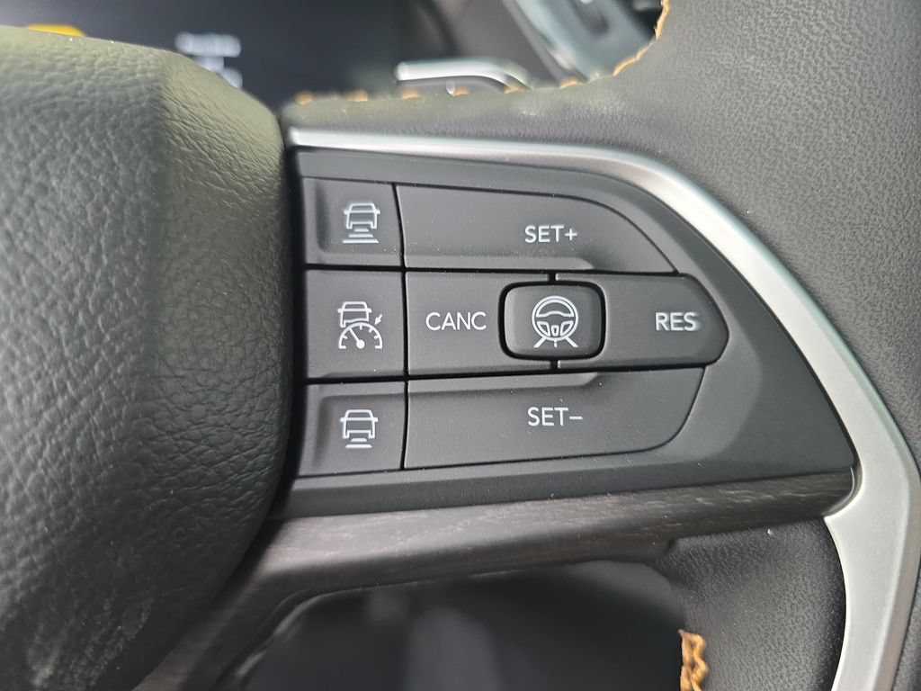 New 2026 Jeep Grand Cherokee Limited AWD/4WD image 19
