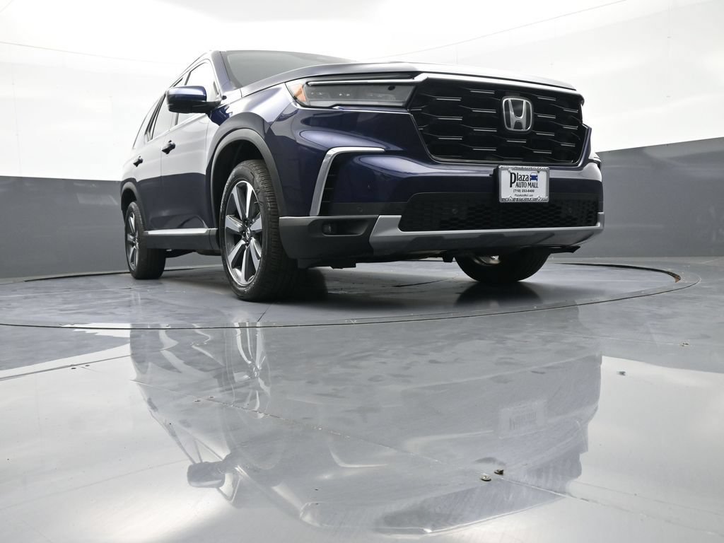Certified 2024 Honda Pilot Touring image 31