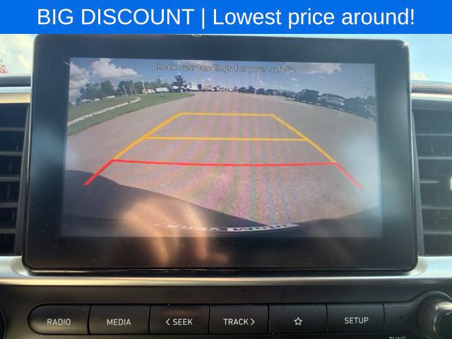 Used 2021 Hyundai Venue SEL FWD image 23