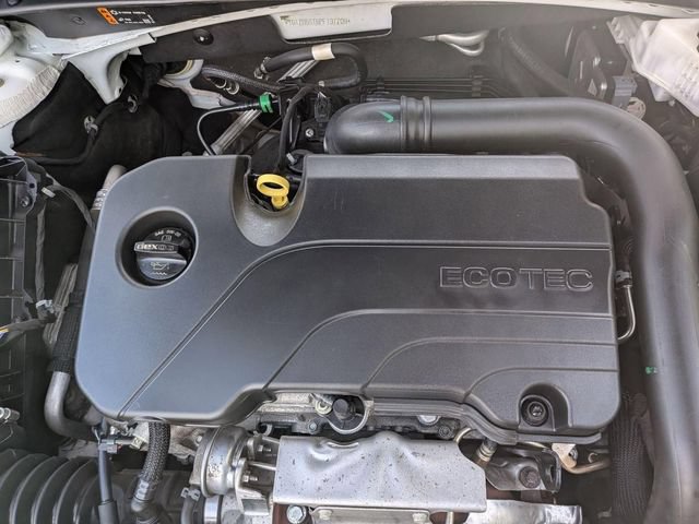 Used 2023 Chevrolet Malibu LT w/ Driver Confidence Package FWD image 32