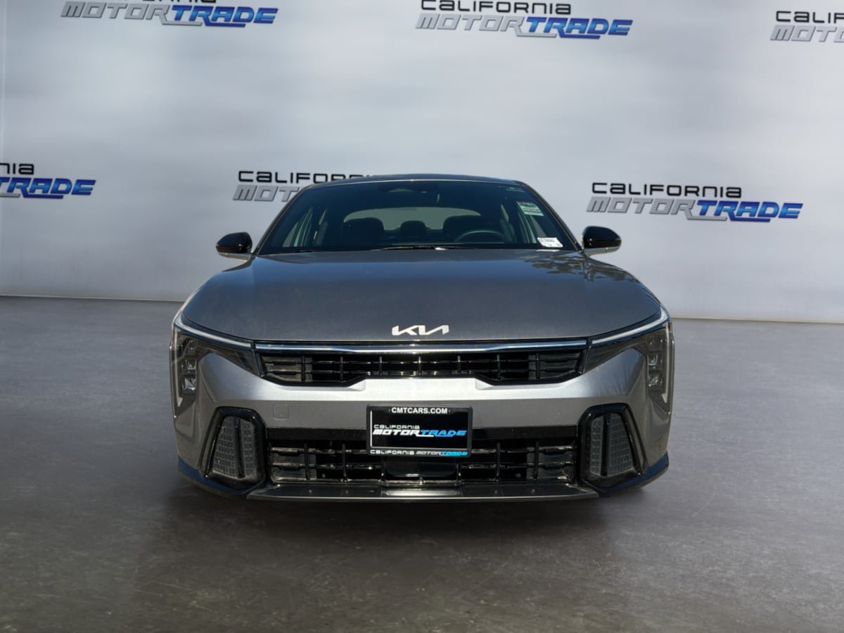 Used 2025 Kia K4 GT-Line FWD image 2
