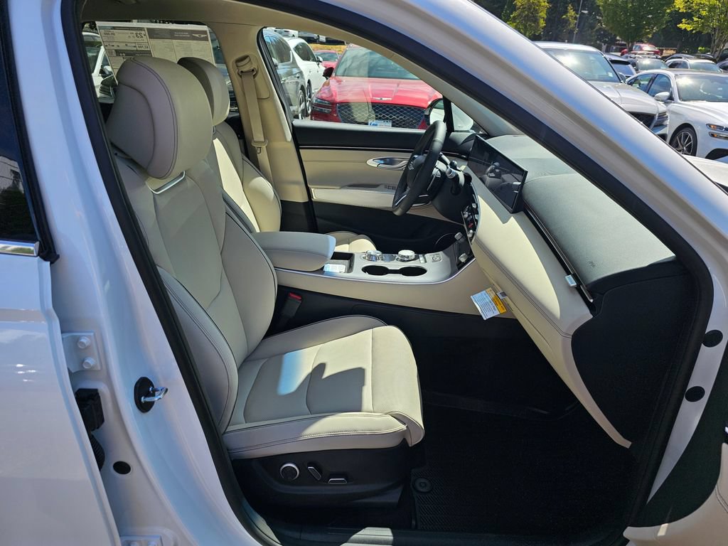 New 2026 Genesis GV70 2.5T Advanced AWD/4WD image 29