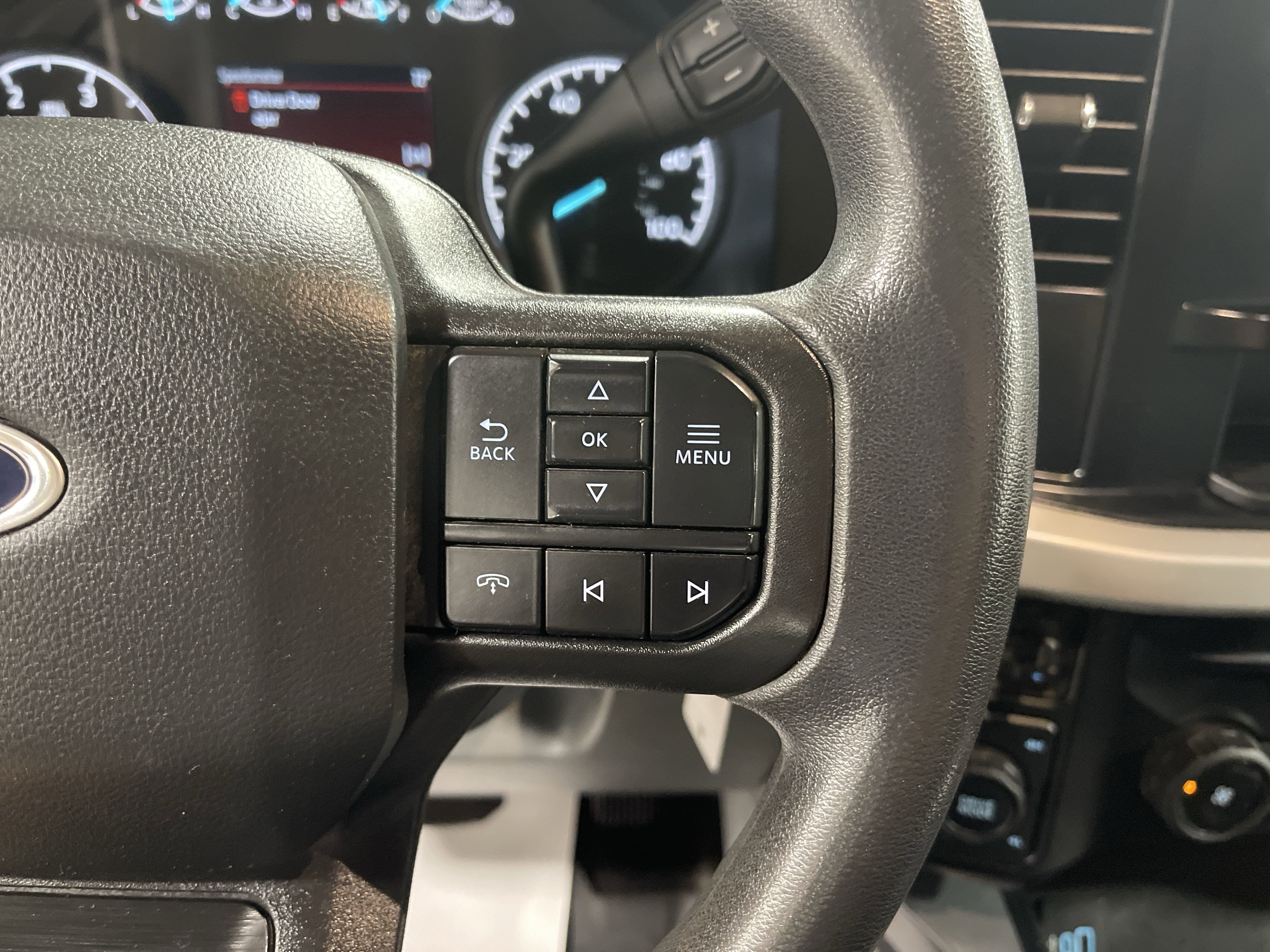 Used 2024 Ford F250 XLT w/ FX4 Off-Road Package image 19