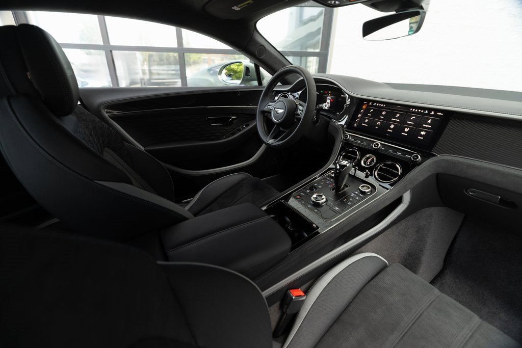 Used 2025 Bentley Continental GT Speed image 26