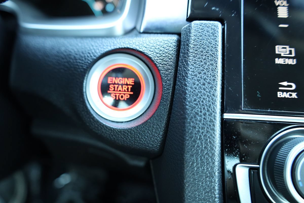 Used 2016 Honda Civic Touring image 26