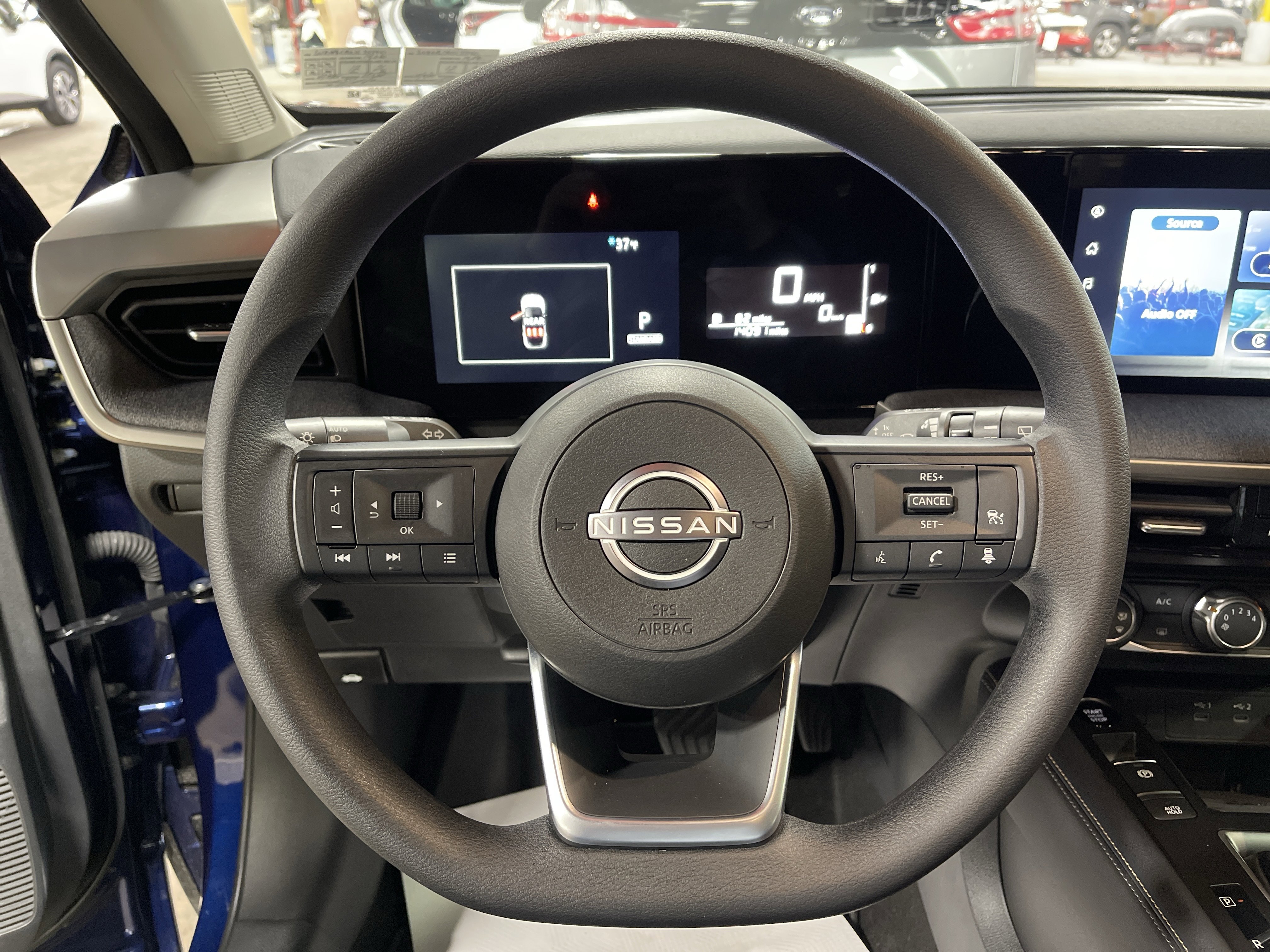 Used 2025 Nissan Kicks SV image 17