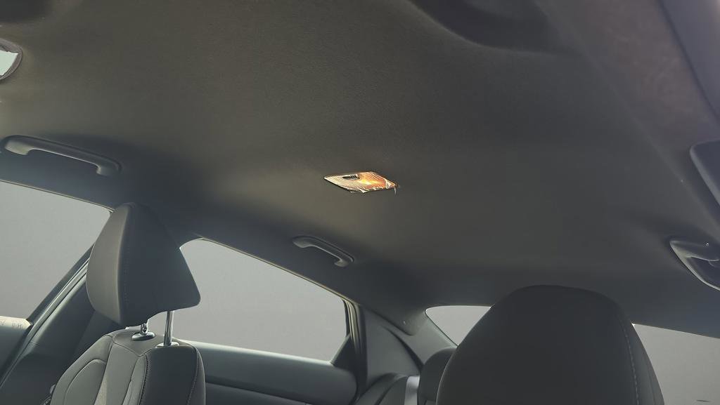 New 2026 Hyundai Elantra Sport FWD image 15