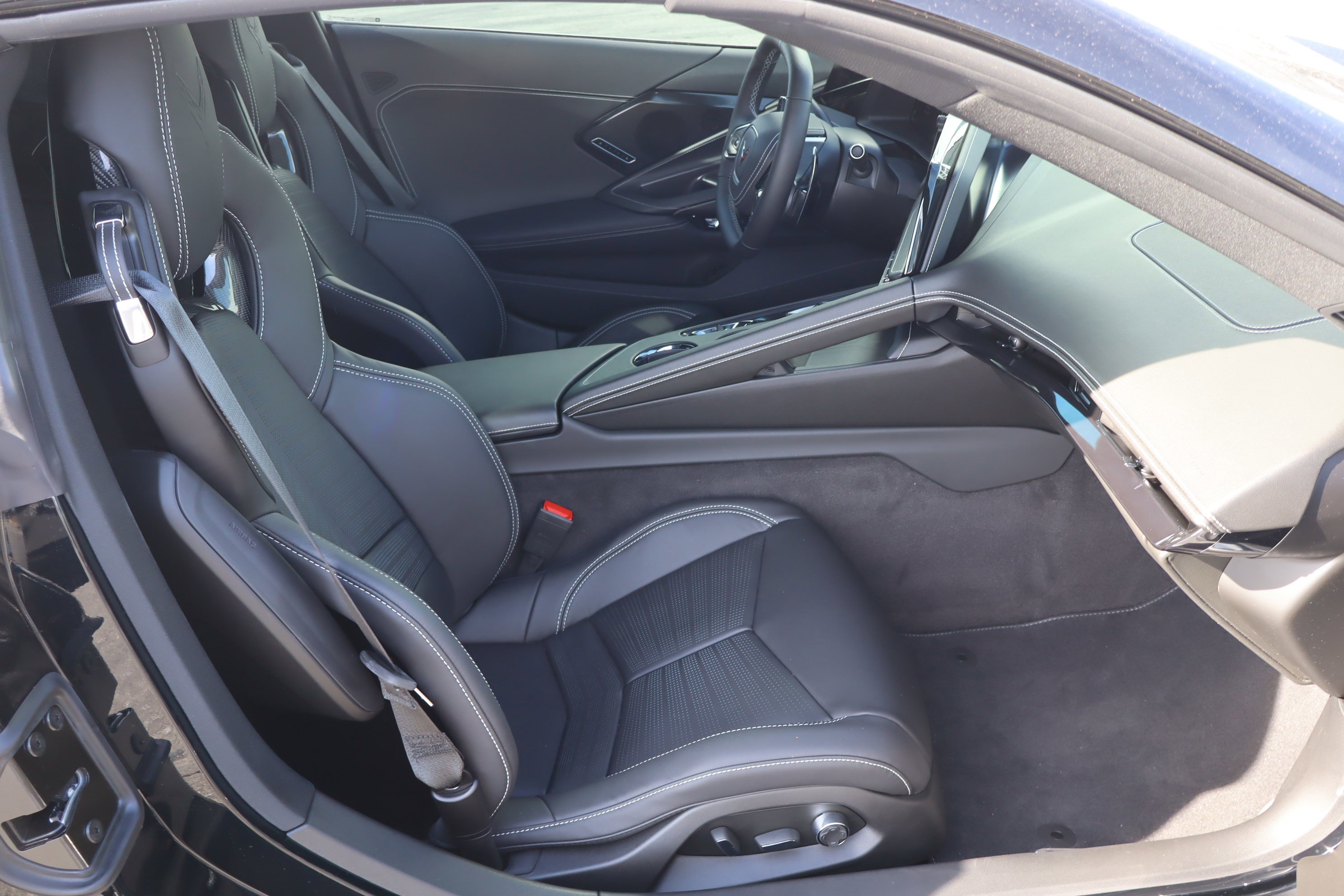 Used 2026 Chevrolet Corvette Stingray Preferred Cpe w/ Z51 Performance Package image 32