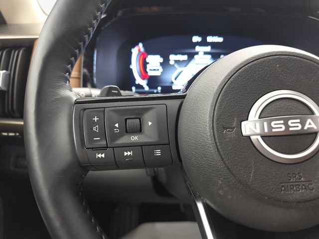 Used 2024 Nissan Pathfinder Platinum w/ Cargo Package FWD image 17