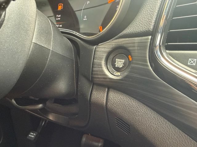 Used 2021 Jeep Grand Cherokee Laredo X AWD/4WD image 16
