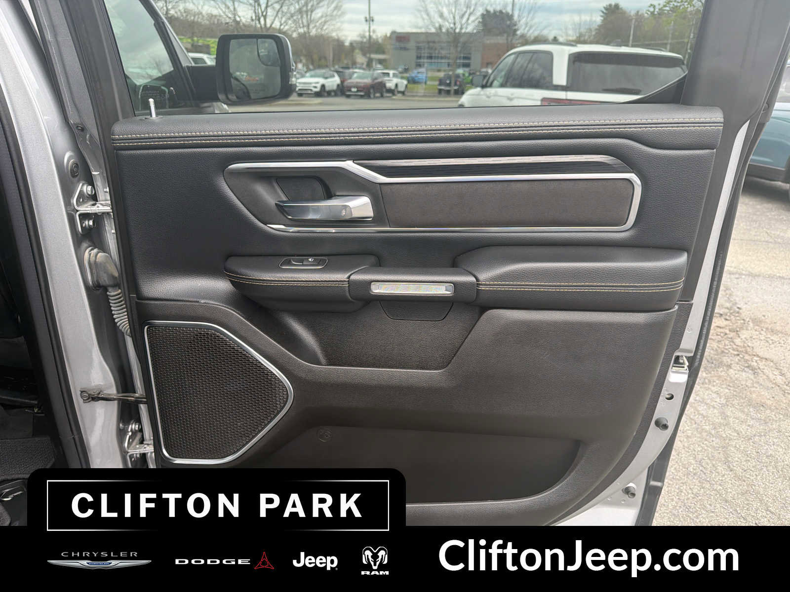Certified 2024 RAM 1500 Laramie AWD/4WD image 16