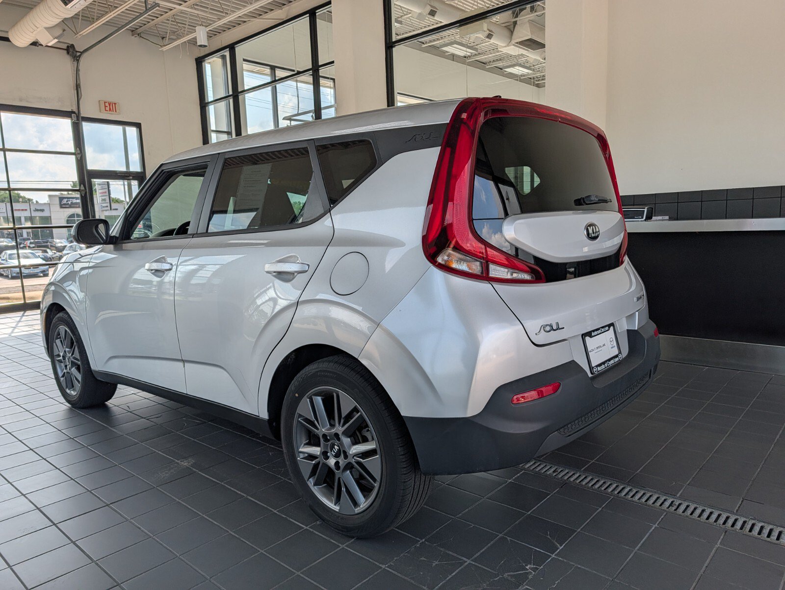 Used 2021 Kia Soul S FWD image 5