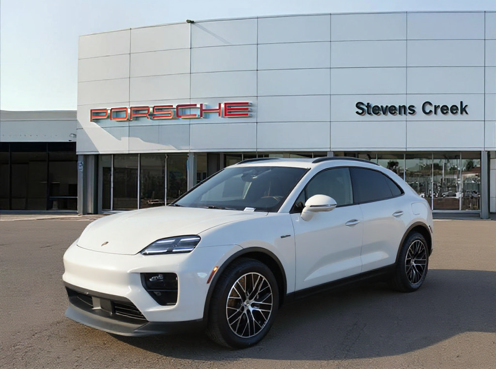 New 2026 Porsche Macan 4 Electric AWD/4WD image 1