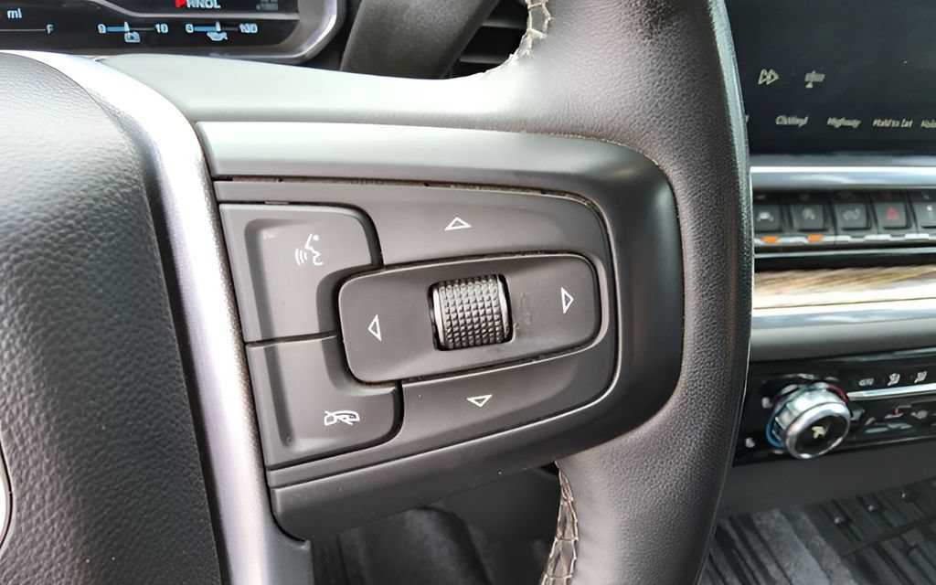 Used 2023 GMC Sierra 1500 SLE AWD/4WD image 18