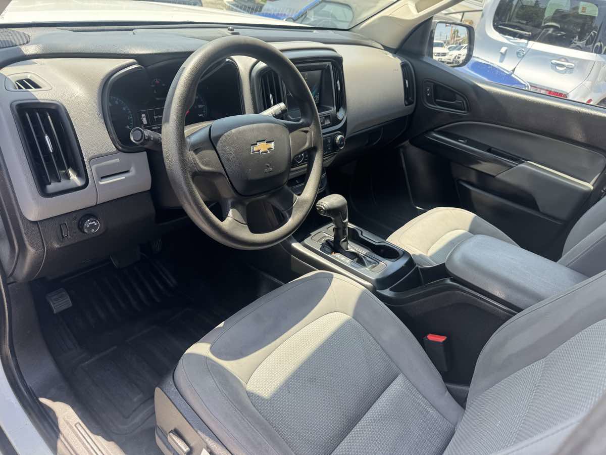 Used 2018 Chevrolet Colorado W/T image 11