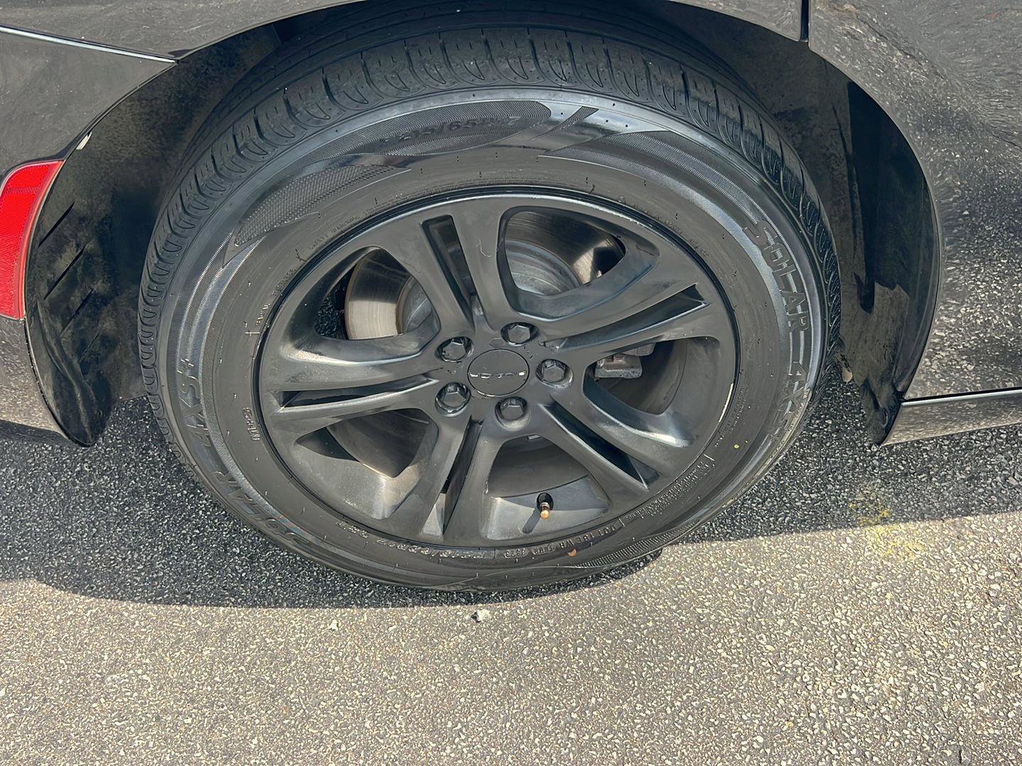 Used 2019 Dodge Charger SXT w/ Leather Interior Group image 40