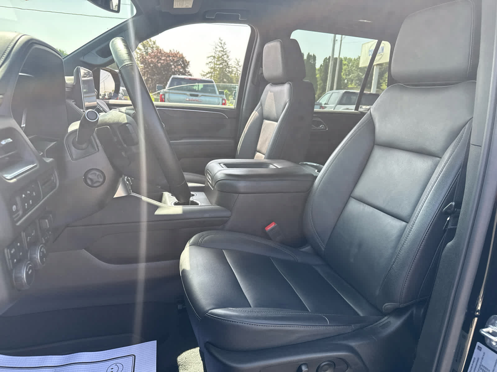 Certified 2023 Chevrolet Tahoe LT w/ LT Signature Package AWD/4WD image 10