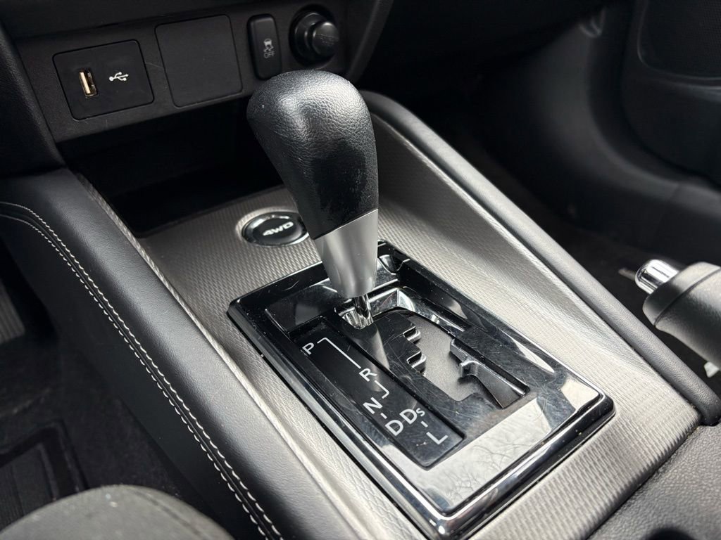 Used 2025 Mitsubishi Outlander Sport ES image 32