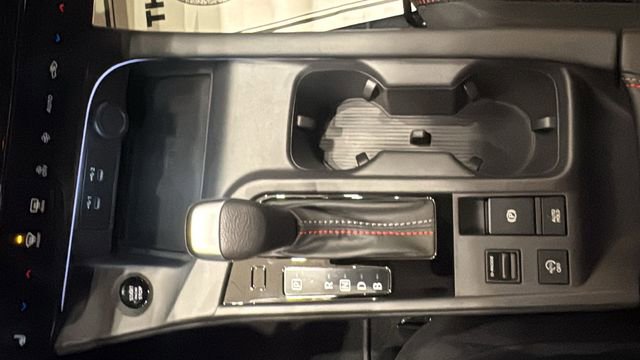 New 2026 Nissan Sentra SR w/ SR All Weather Package FWD image 26