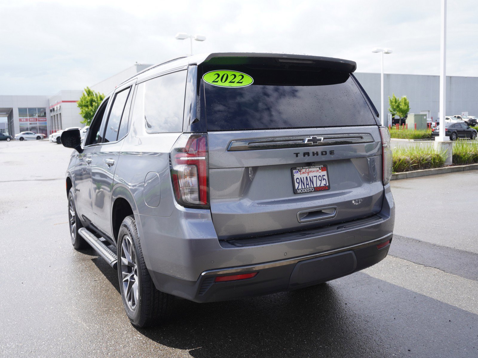 Used 2022 Chevrolet Tahoe Z71 image 11