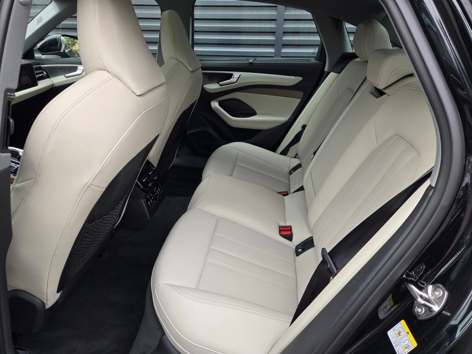 Used 2026 Audi A6 Premium Plus w/ Prestige Package AWD/4WD image 11