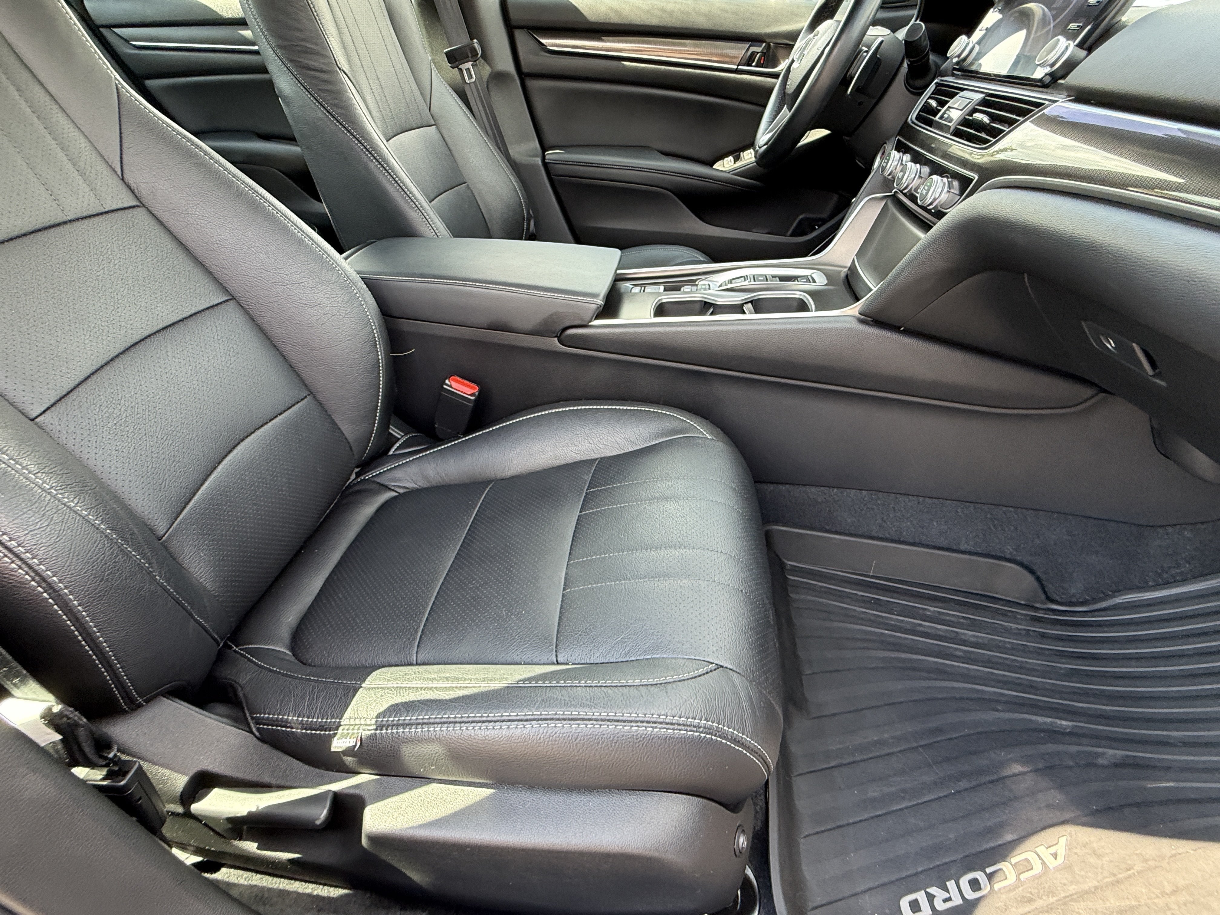 Used 2022 Honda Accord Sport image 14