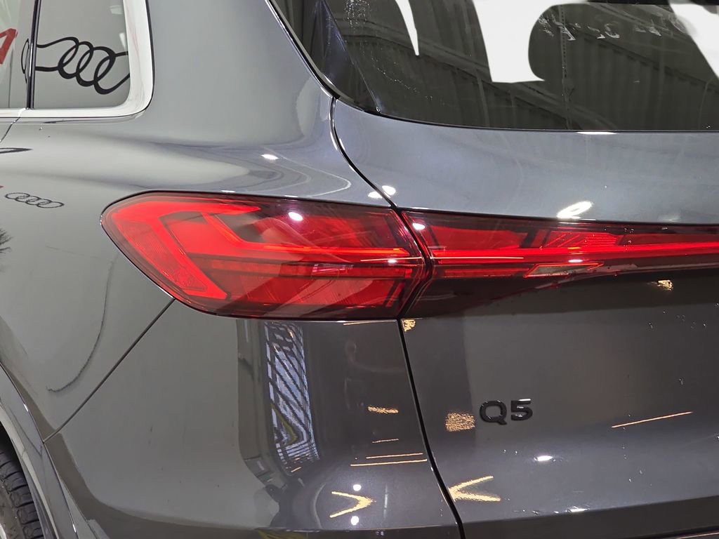 Certified 2025 Audi Q5 Prestige image 36