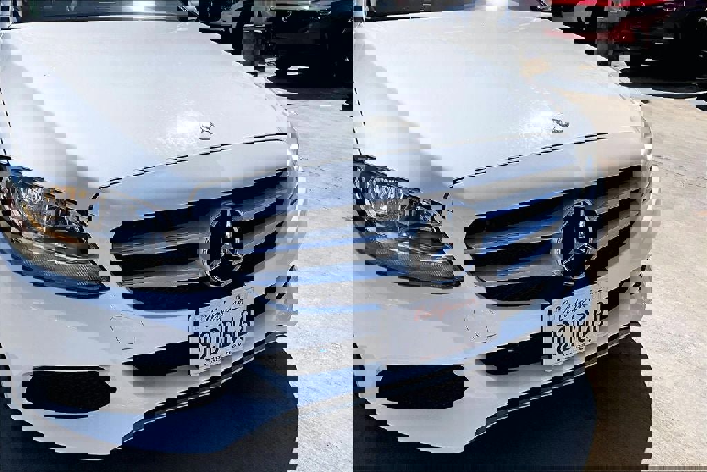 Used 2016 Mercedes-Benz C 300 Sedan image 6