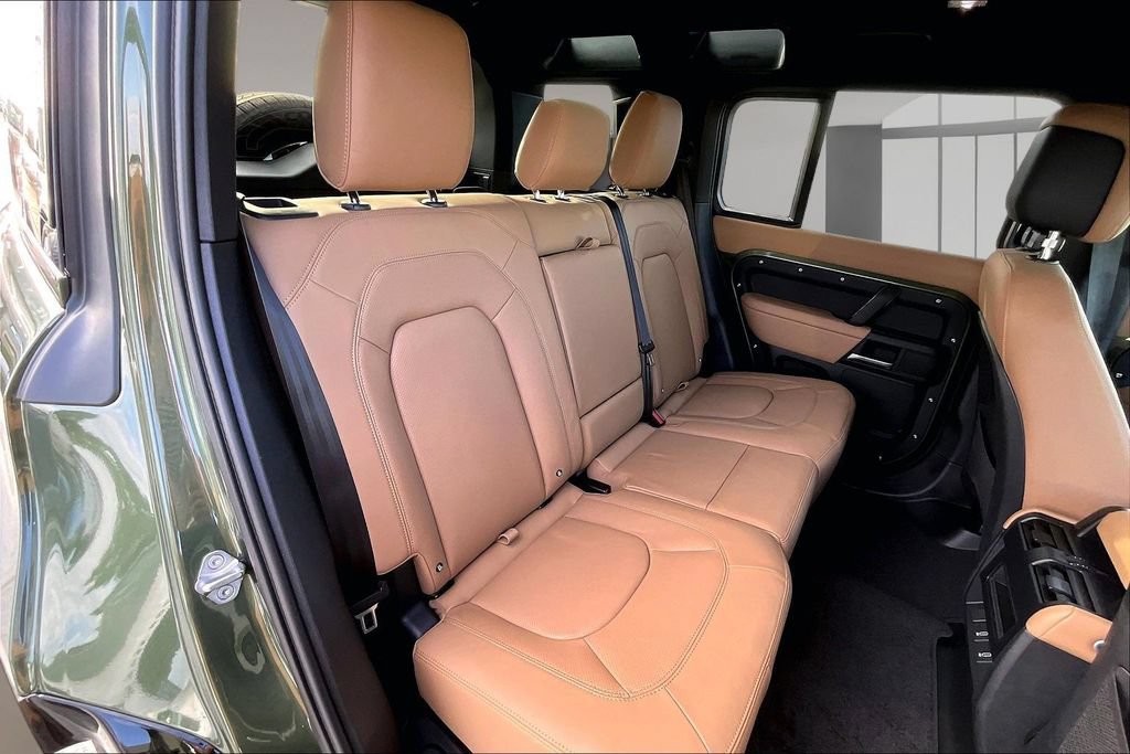 New 2026 Land Rover Defender 110 X-Dynamic SE AWD/4WD image 10