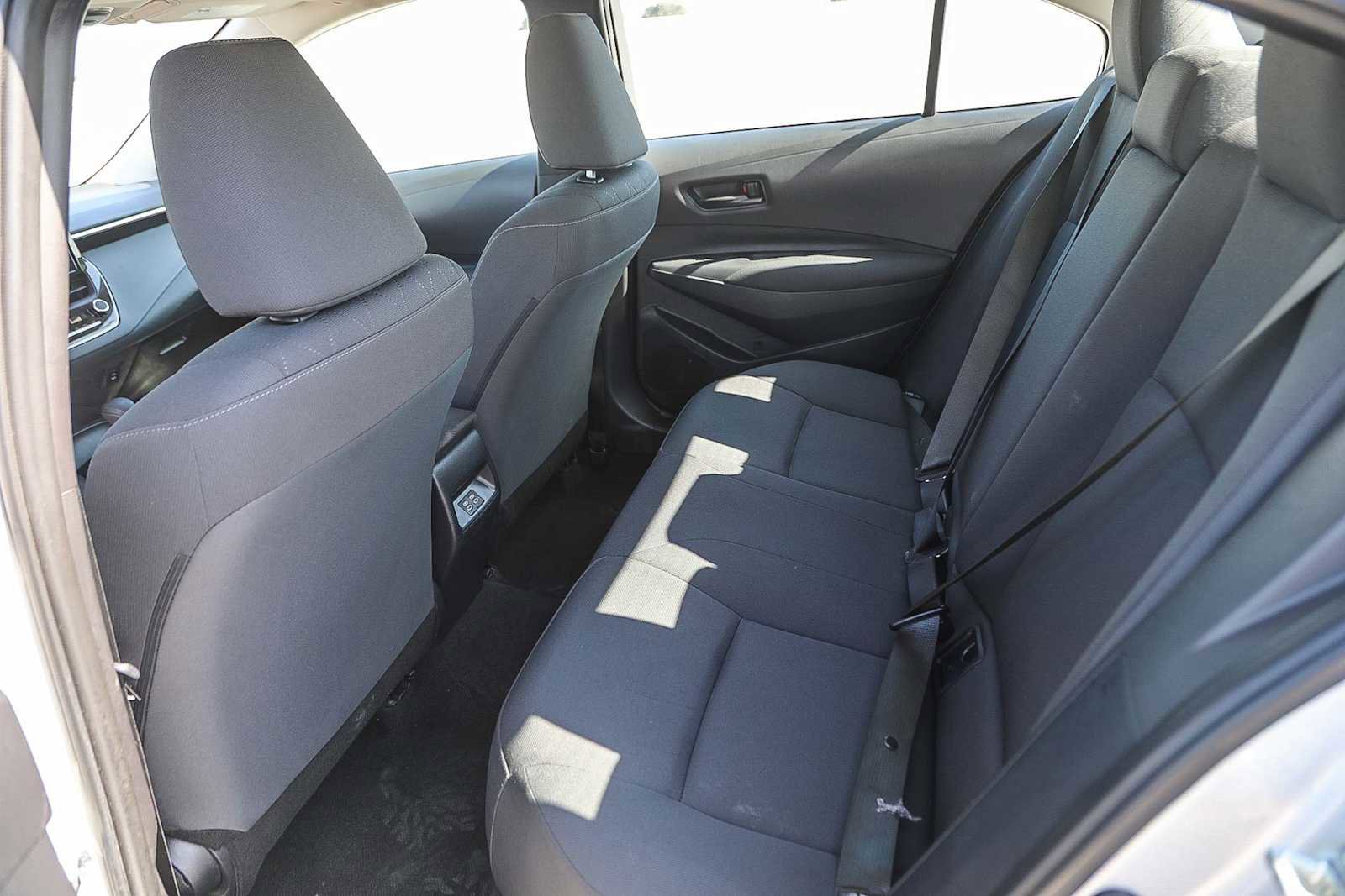 Used 2023 Toyota Corolla LE image 18