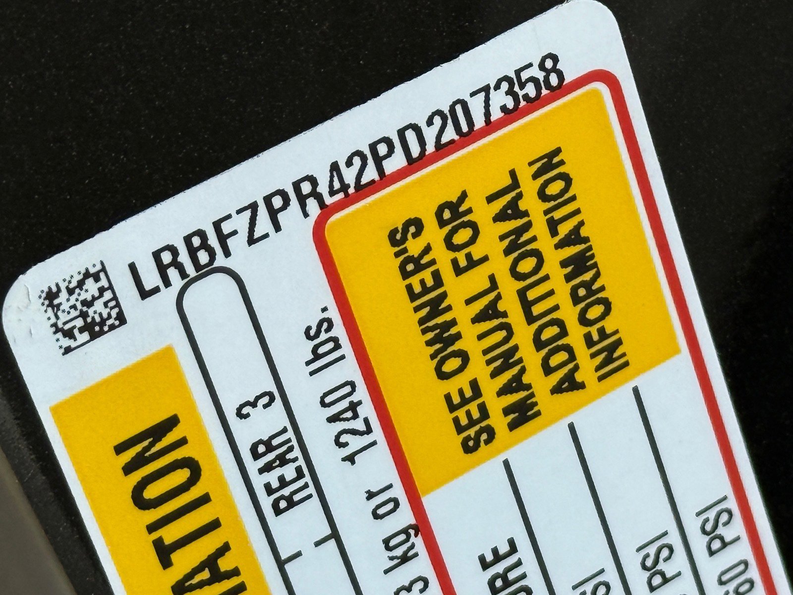 Used 2023 Buick Envision Essence image 31