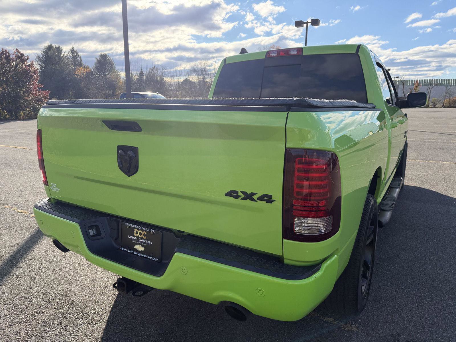 Used 2017 RAM 1500 Sport w/ Sublime Green Sport Package image 7