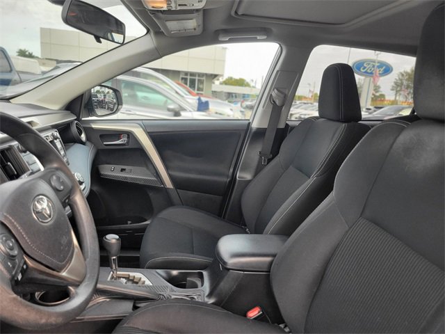 Used 2015 Toyota RAV4 XLE image 17