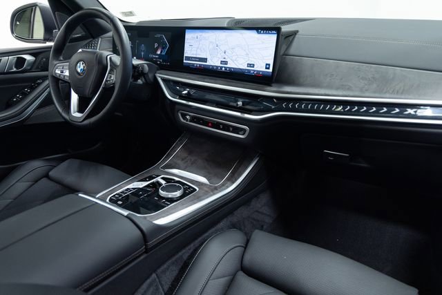 Certified 2024 BMW X5 xDrive40i w/ Premium Package image 26
