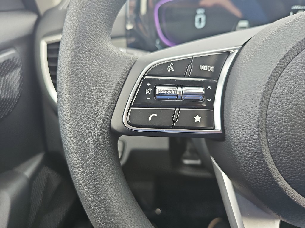 New 2026 Kia Seltos LX image 11