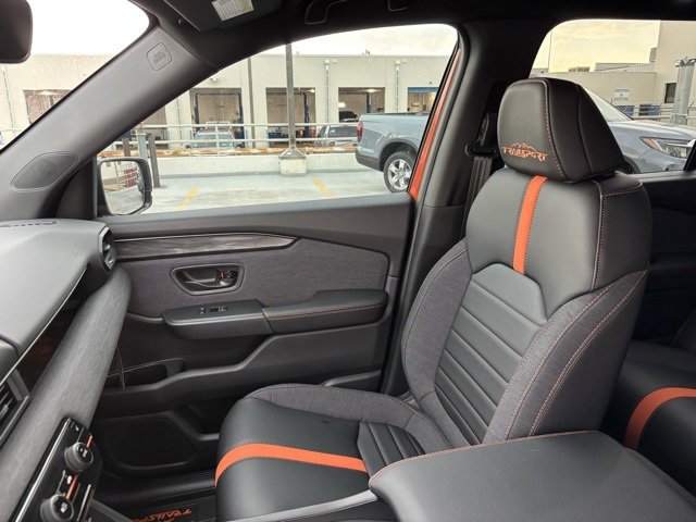 Certified 2026 Honda Passport TrailSport image 15