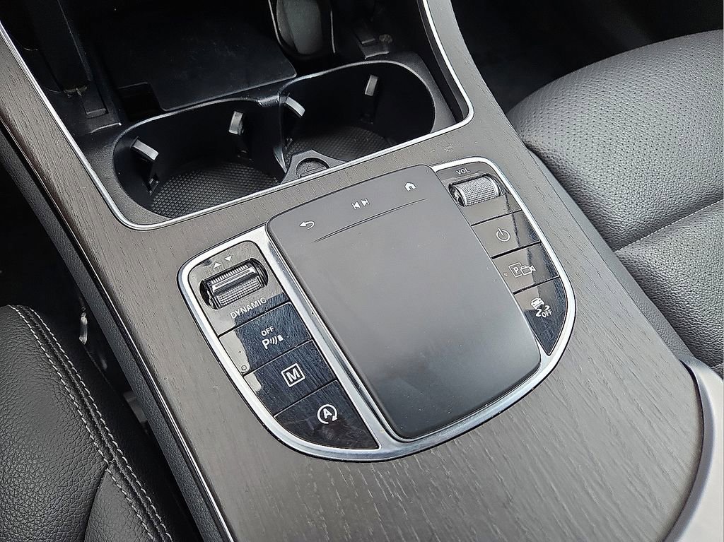 Used 2022 Mercedes-Benz GLC 300 image 28