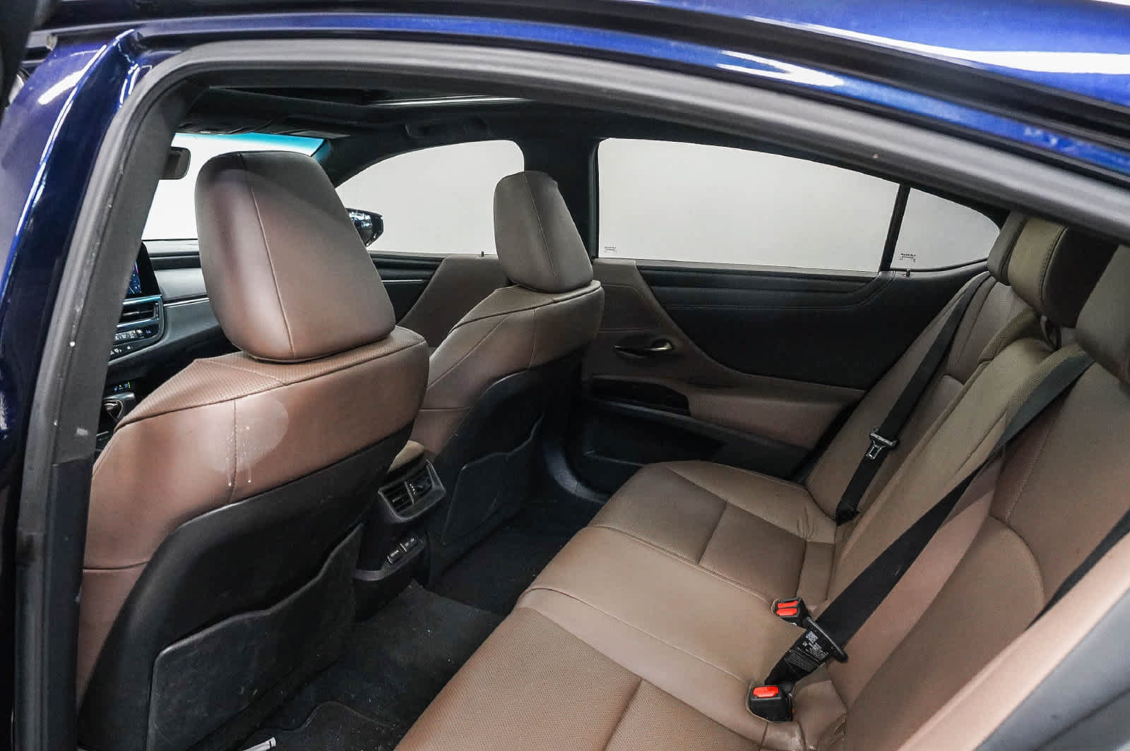 Used 2024 Lexus ES 350 w/ Premium Package FWD image 19