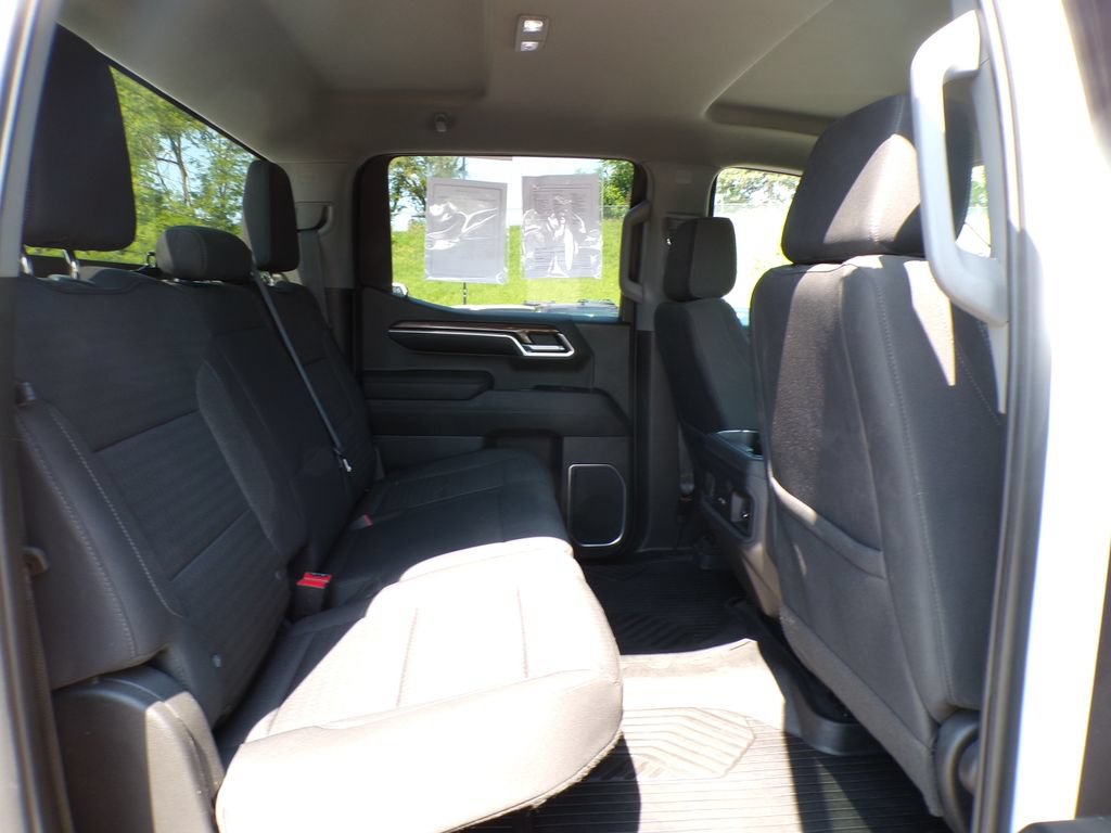 Used 2023 Chevrolet Silverado 1500 LT Trail Boss AWD/4WD image 20