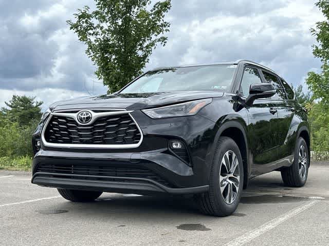 New 2024 Toyota Highlander XLE AWD/4WD image 33